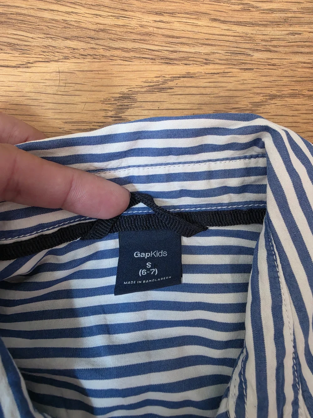 GAP Men’s Navy and White Vertical Stripe Button-Down Shirt